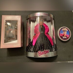 Happy Holidays Barbie 1998 with Matching Ornament And Tin Box